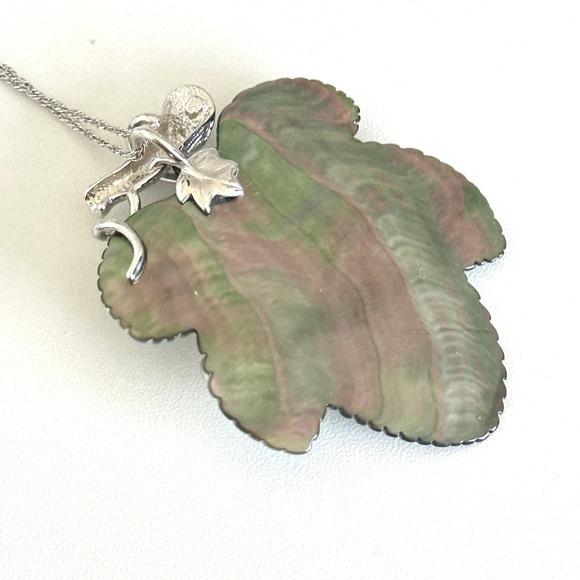 925 Sterling Silver Large Mother Of Pearl Leaf Reversible Pendant Necklace - Picture 7 of 13
